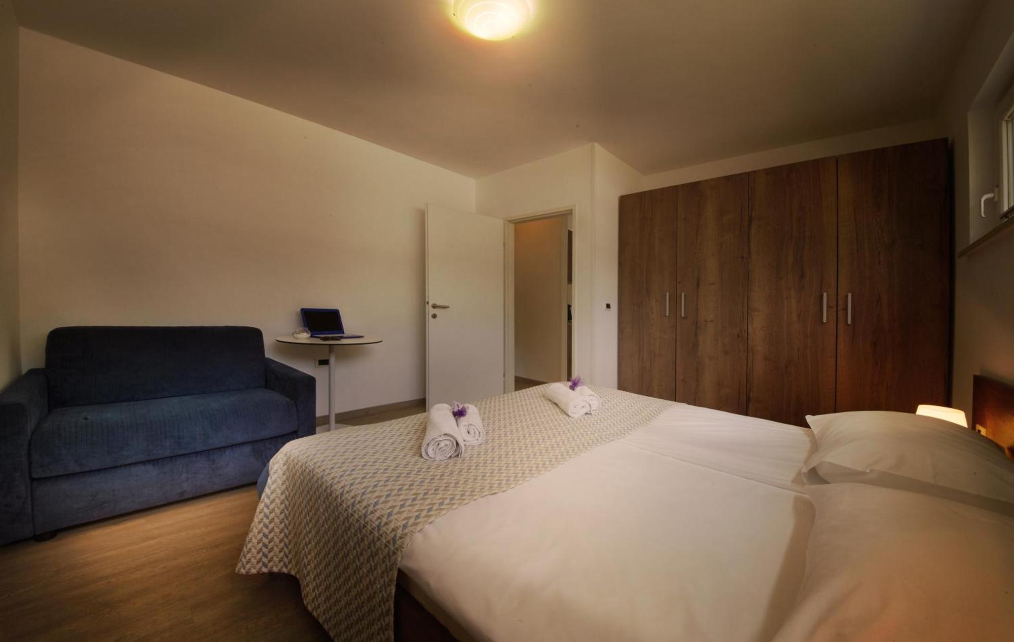 Adria Apartments - Hotel & Resort Adria אנקראן מראה חיצוני תמונה